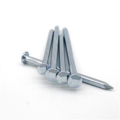 Tsingitud ruudukujulised paadinaelad